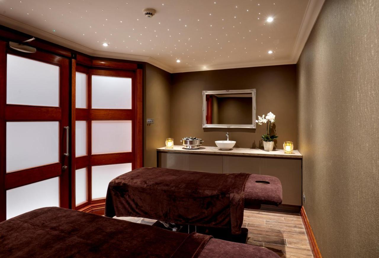 The Celtic Manor Resort Newport  Exterior photo The Spa at The Dorchester