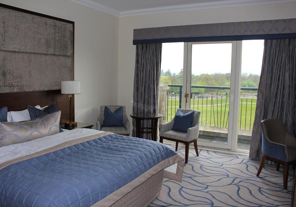The Celtic Manor Resort Newport  Exterior photo A bedroom at the hotel
